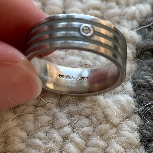 Sterling Silver & Diamond Ring - Picture 2 of 5